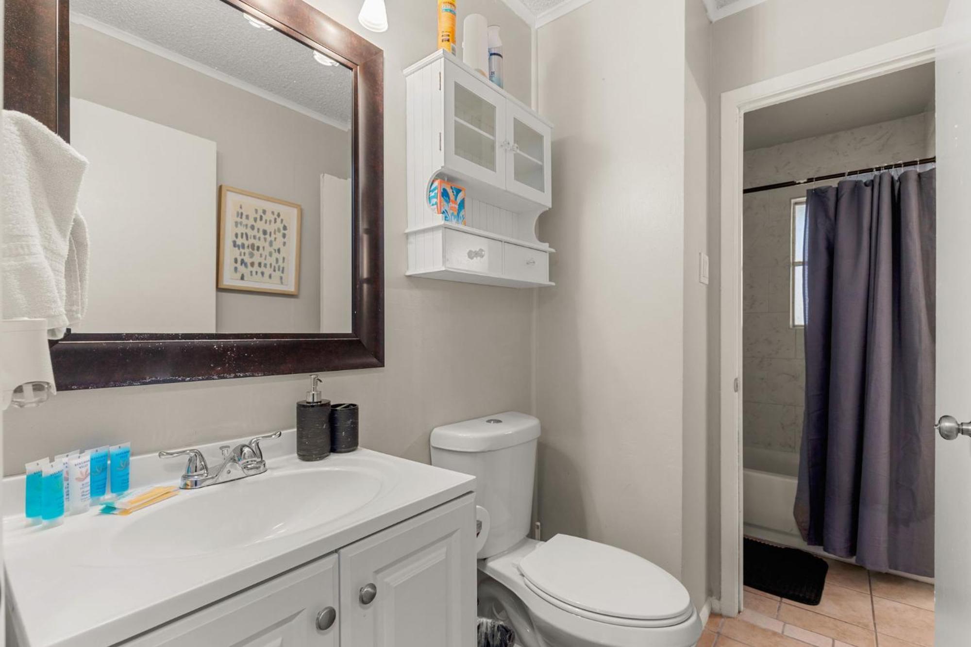 Cozy 3 Bedroom With Hot Tub 2 Min Away From Lackland San Antonio Kültér fotó