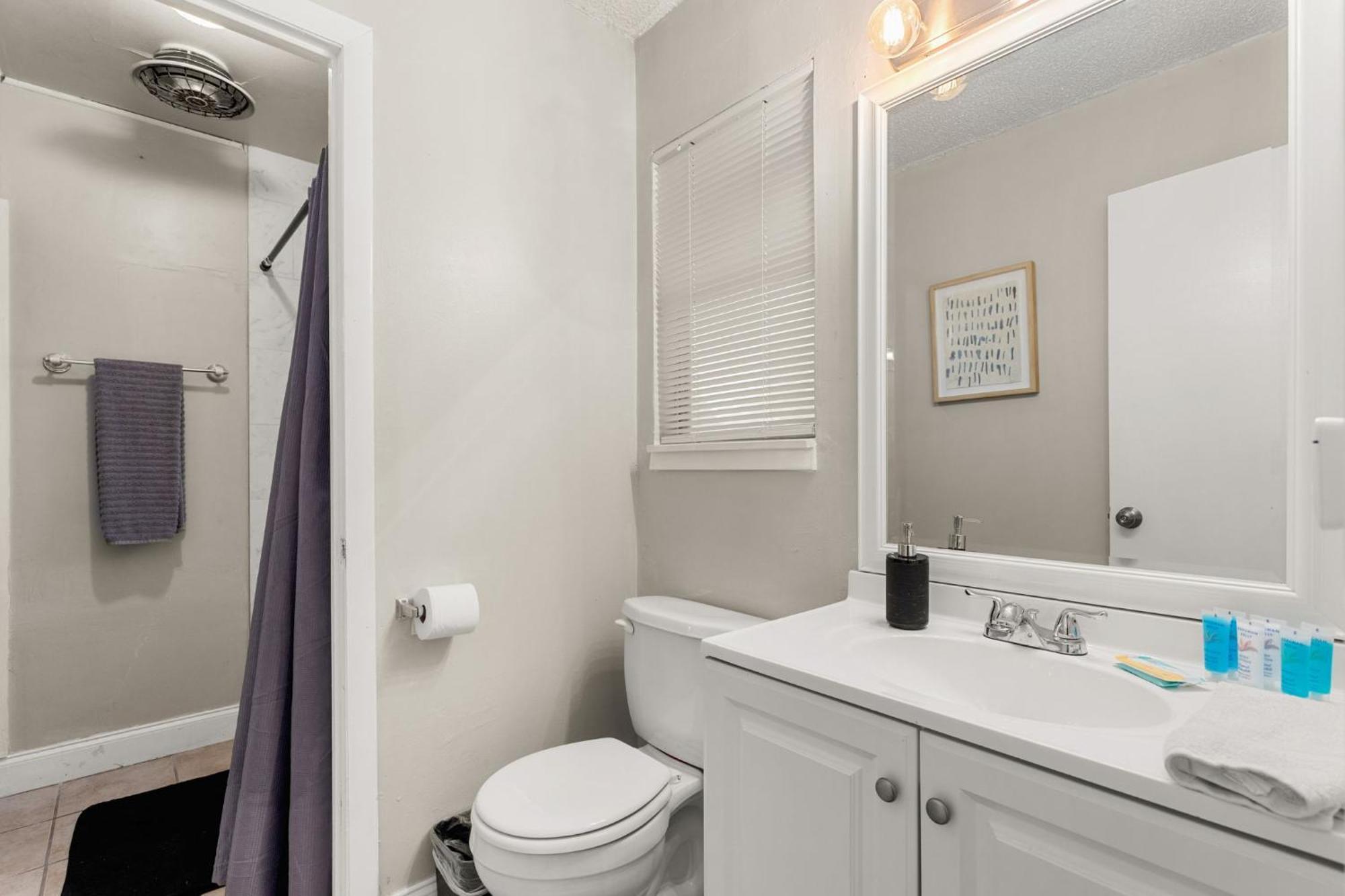 Cozy 3 Bedroom With Hot Tub 2 Min Away From Lackland San Antonio Kültér fotó