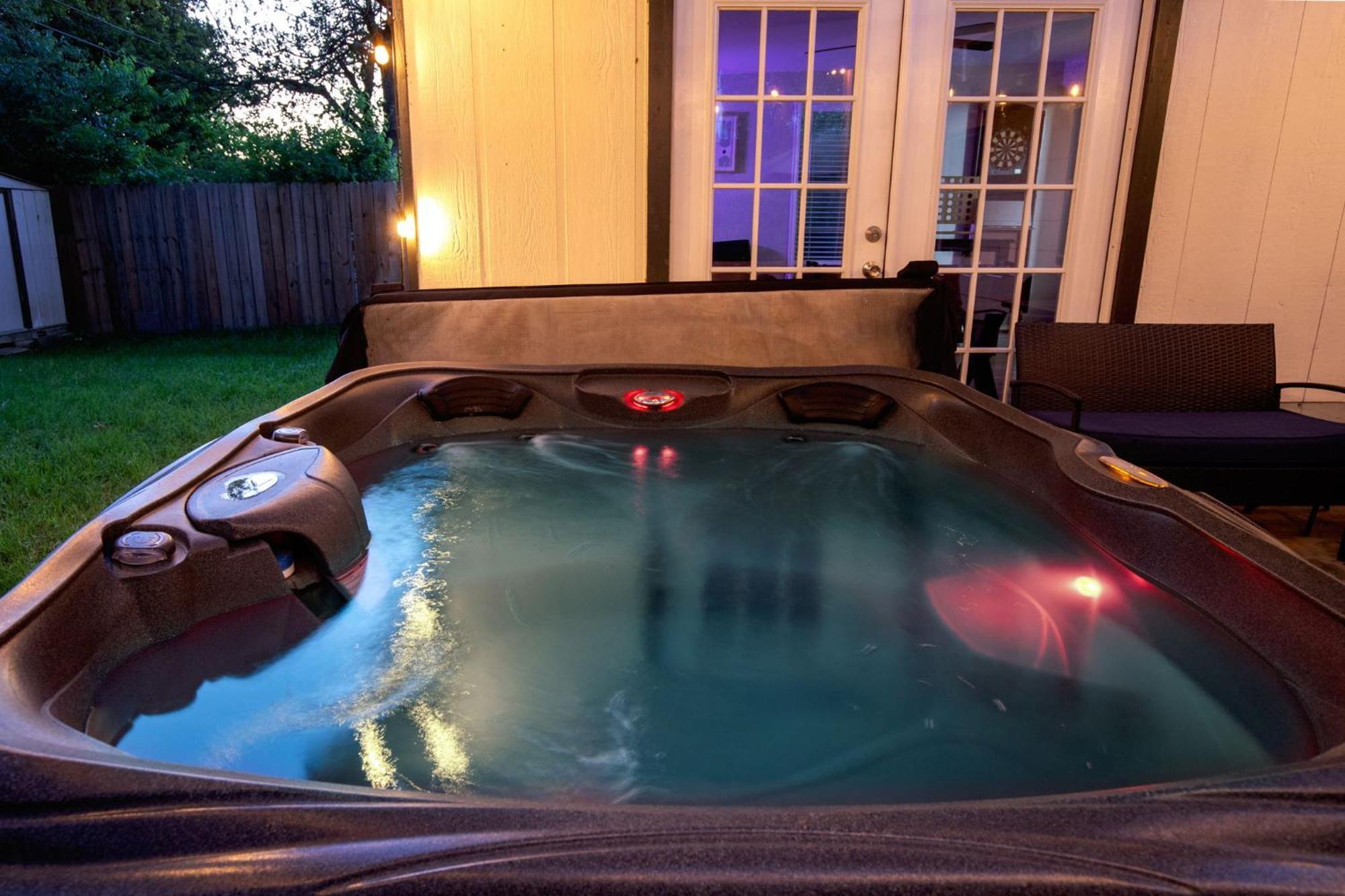 Cozy 3 Bedroom With Hot Tub 2 Min Away From Lackland San Antonio Kültér fotó